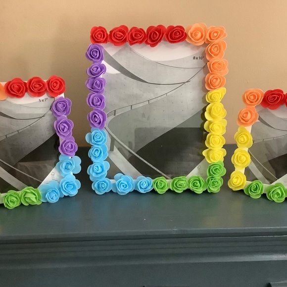 4” x 6” multi colored rainbow real touch rosebud picture frame - Picture 5 of 6